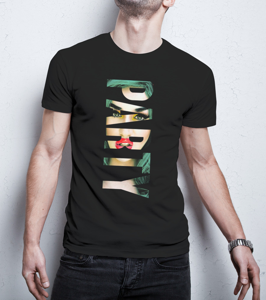 Adore Delano Party Face T-Shirt