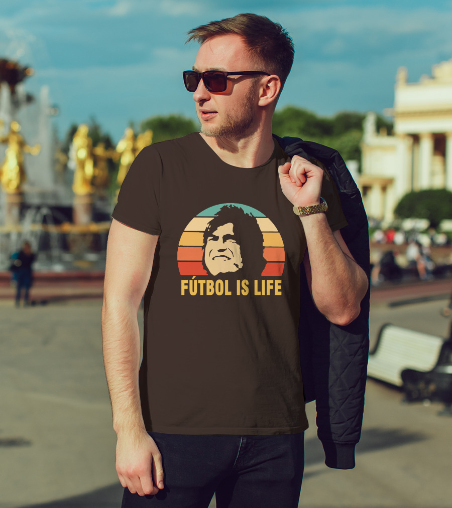 Fútbol Is Life Retro Dani Rojas T-Shirt