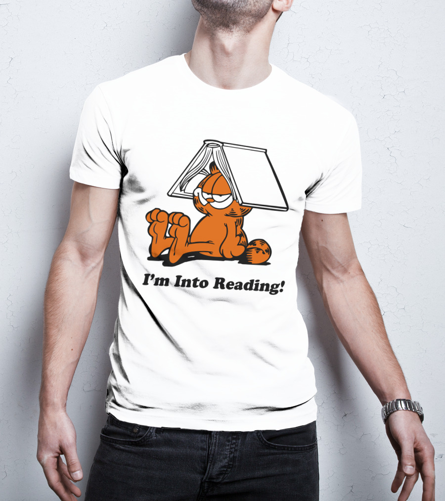 Shan Horan Draws Garfield I'm Into Reading Book Hat T-Shirt