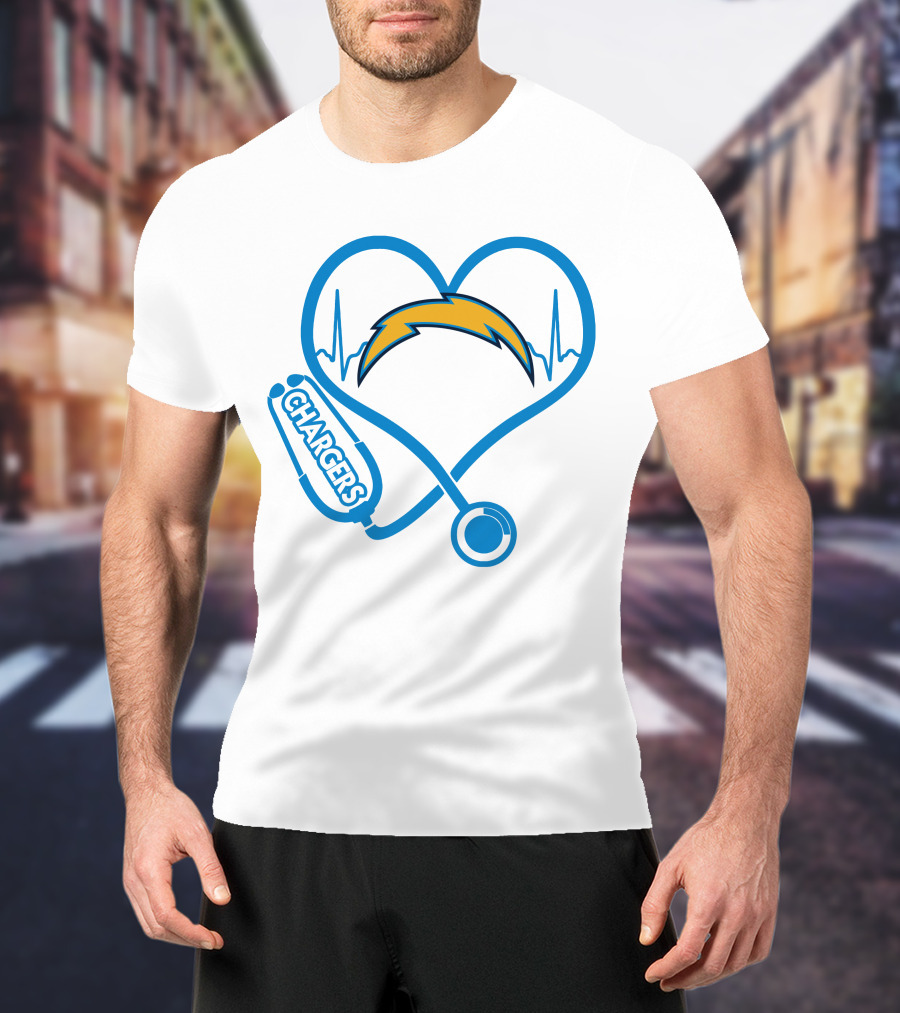 Nurse Love Chargers Heartbeat Stethoscope Football Fan T-Shirt