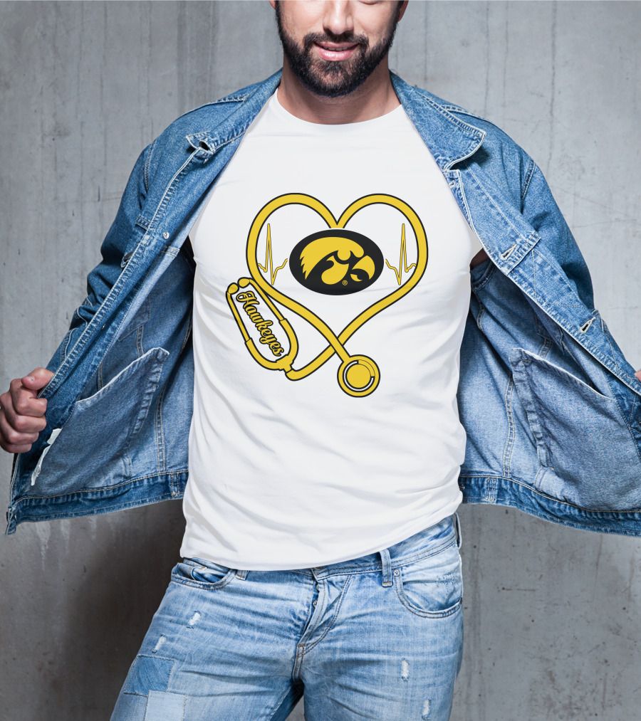 Nurse Heartbeat Love Iowa Hawkeyes Stethoscope T-Shirt