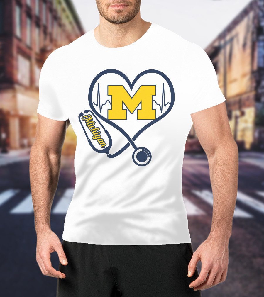 Michigan Wolverines Nurse Heartbeat Love T-Shirt