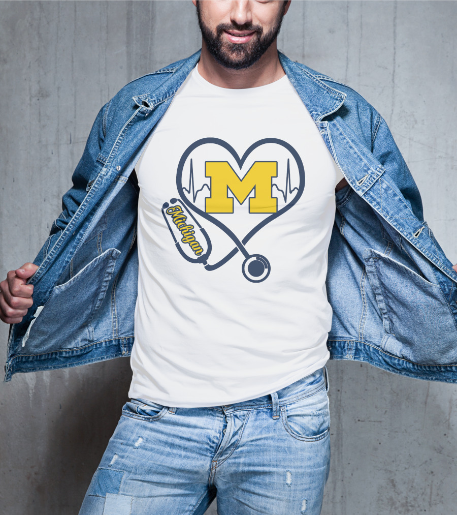 Michigan Wolverines Nurse Heartbeat Love T-Shirt