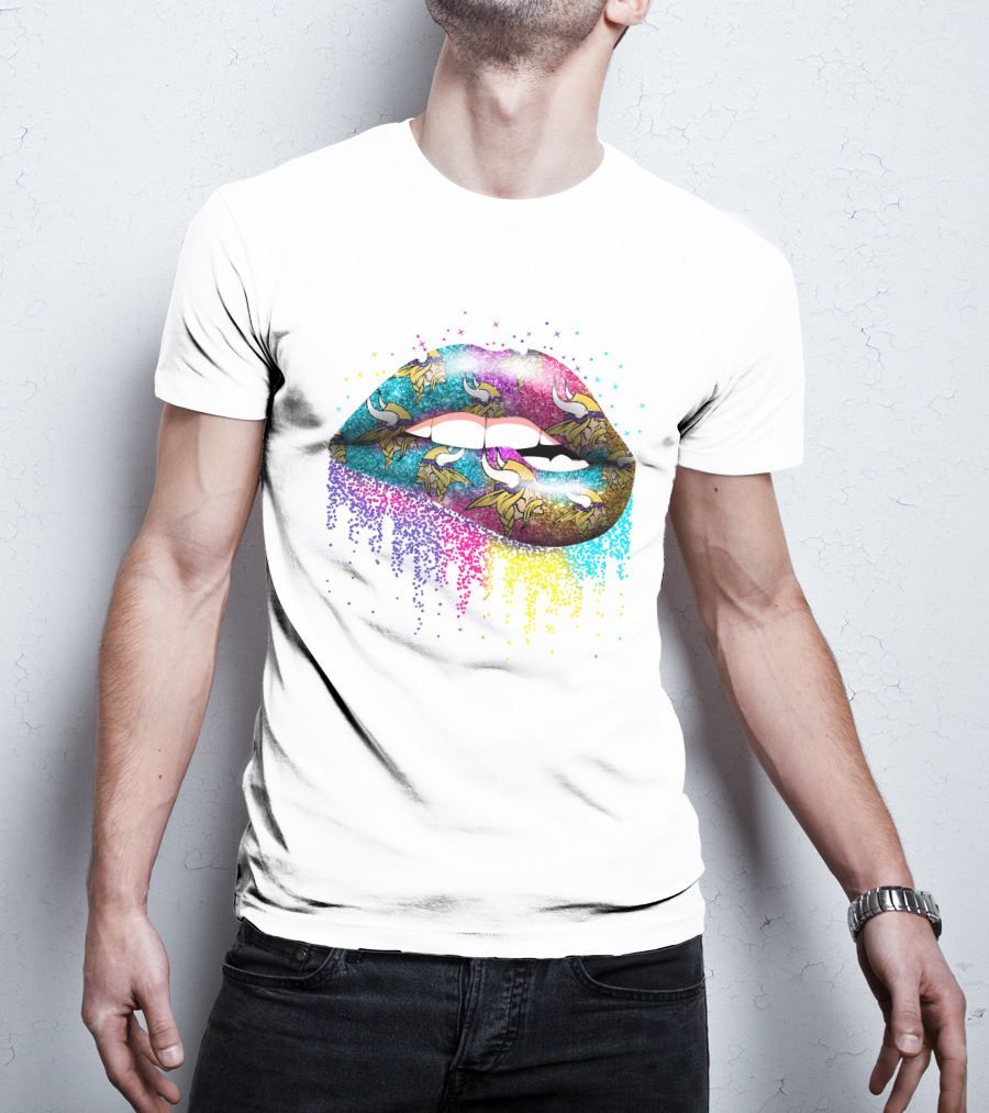 Minnesota Vikings Glitter Lips Multicolor Sparkle T-Shirt