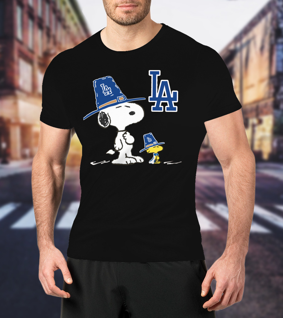 Dodgers Snoopy LA Pilgrim Hat Peanuts T-Shirt