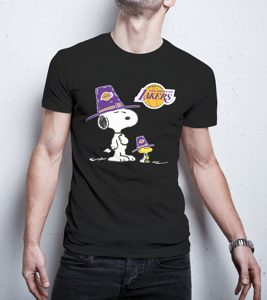 Los Angeles Lakers Snoopy Peanuts Basketball T-Shirt
