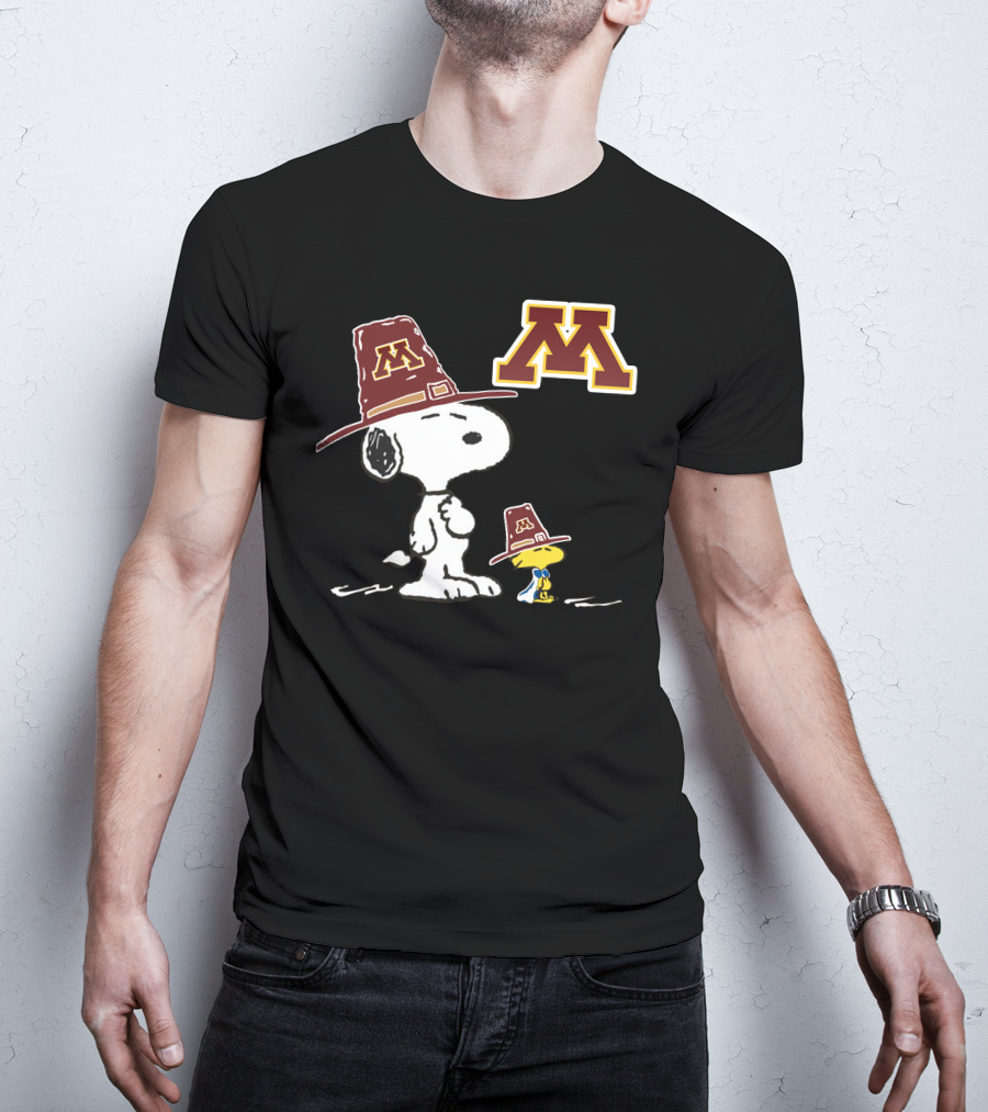 Minnesota Golden Gophers Snoopy Woodstock Team Spirit T-Shirt