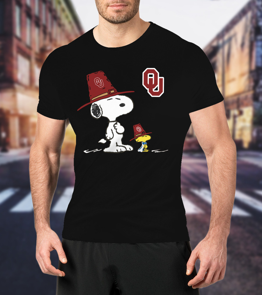 Oklahoma Sooners Snoopy Woodstock Ou Football Hat T-Shirt