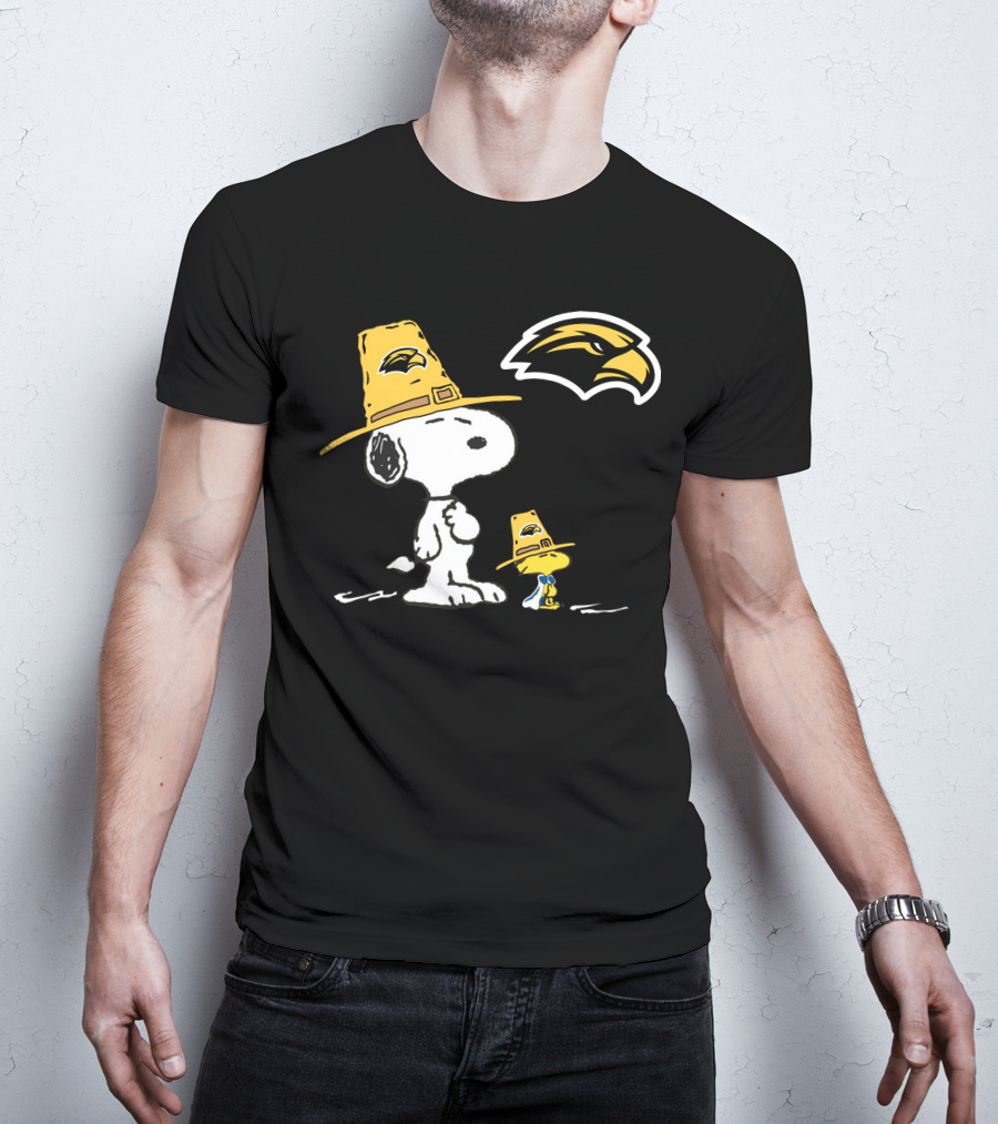 Southern Mississippi Golden Eagles Snoopy Woodstock Pilgrim Hats T-Shirt