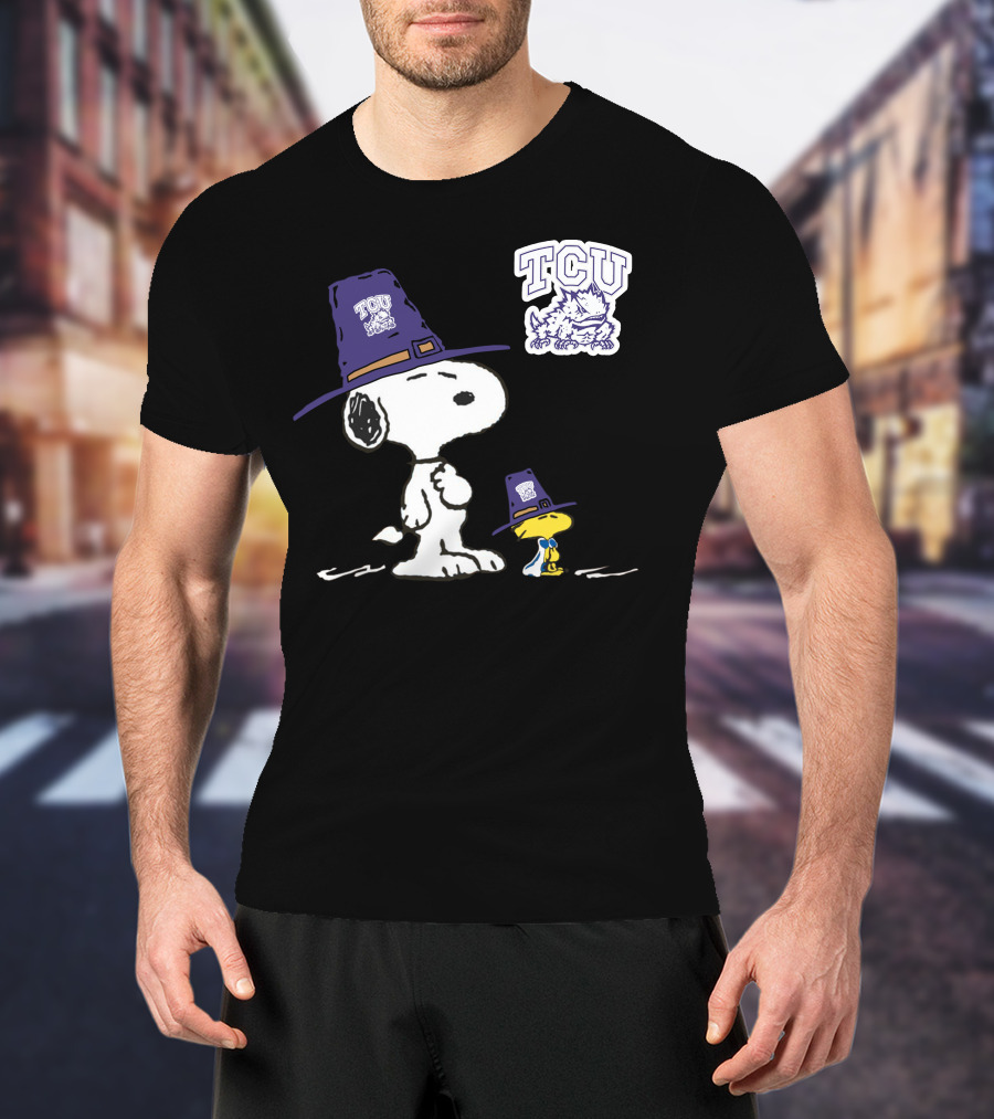 TCU Horned Frogs Snoopy Woodstock Pilgrim Hat T-Shirt