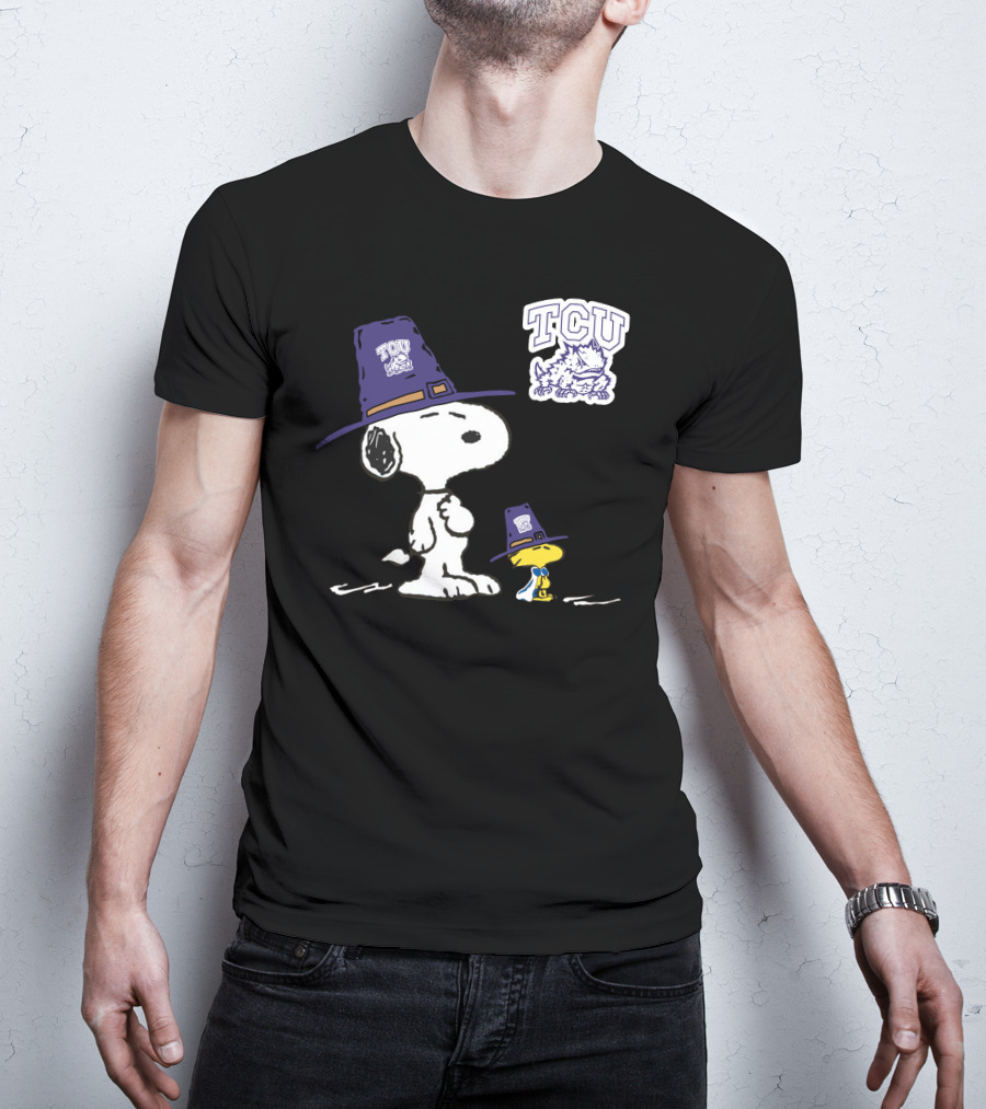 TCU Horned Frogs Snoopy Woodstock Pilgrim Hat T-Shirt
