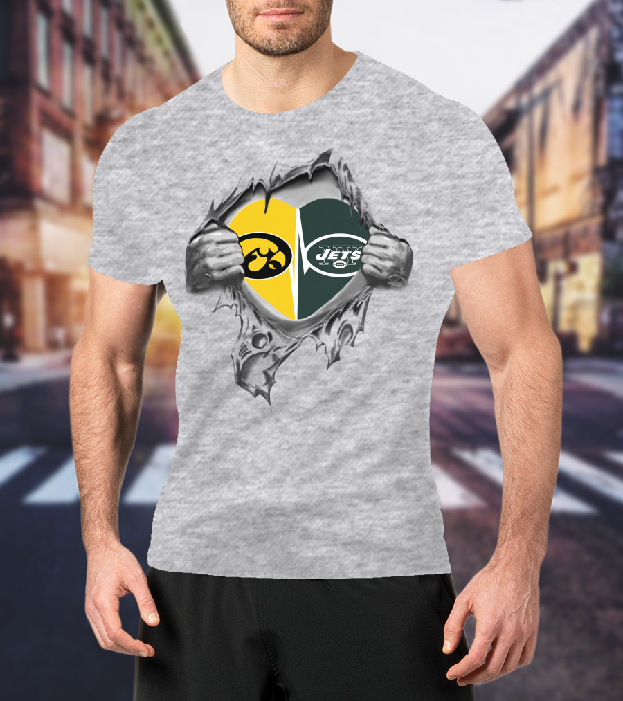 Iowa Hawkeyes Jets Rivalry Clash Logo Heart Frame T-Shirt