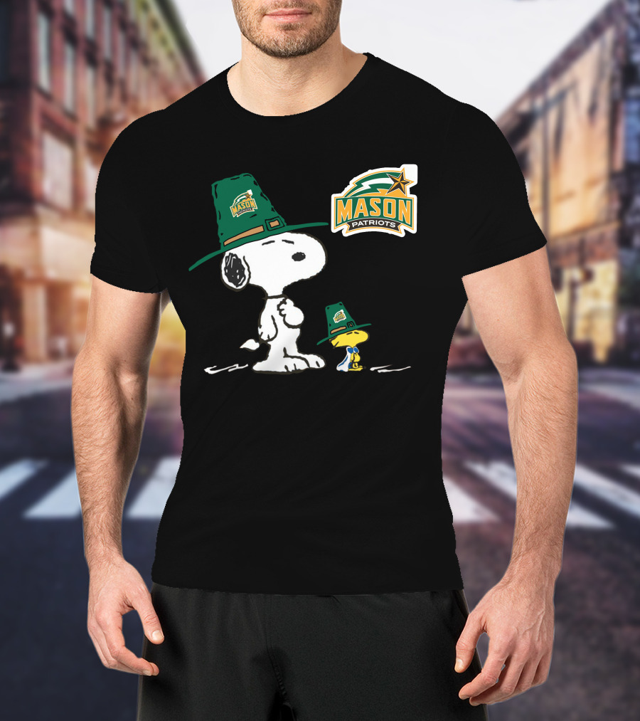 George Mason Patriots Snoopy And Woodstock Peanuts T-Shirt