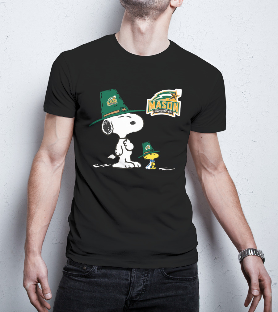 George Mason Patriots Snoopy And Woodstock Peanuts T-Shirt