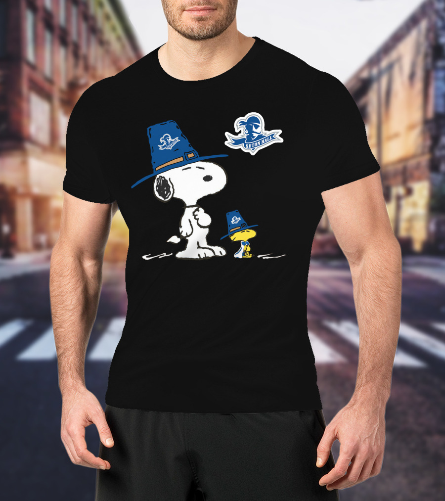 Seton Hall Snoopy And Woodstock In Seton Hall Pirate Hats T-Shirt