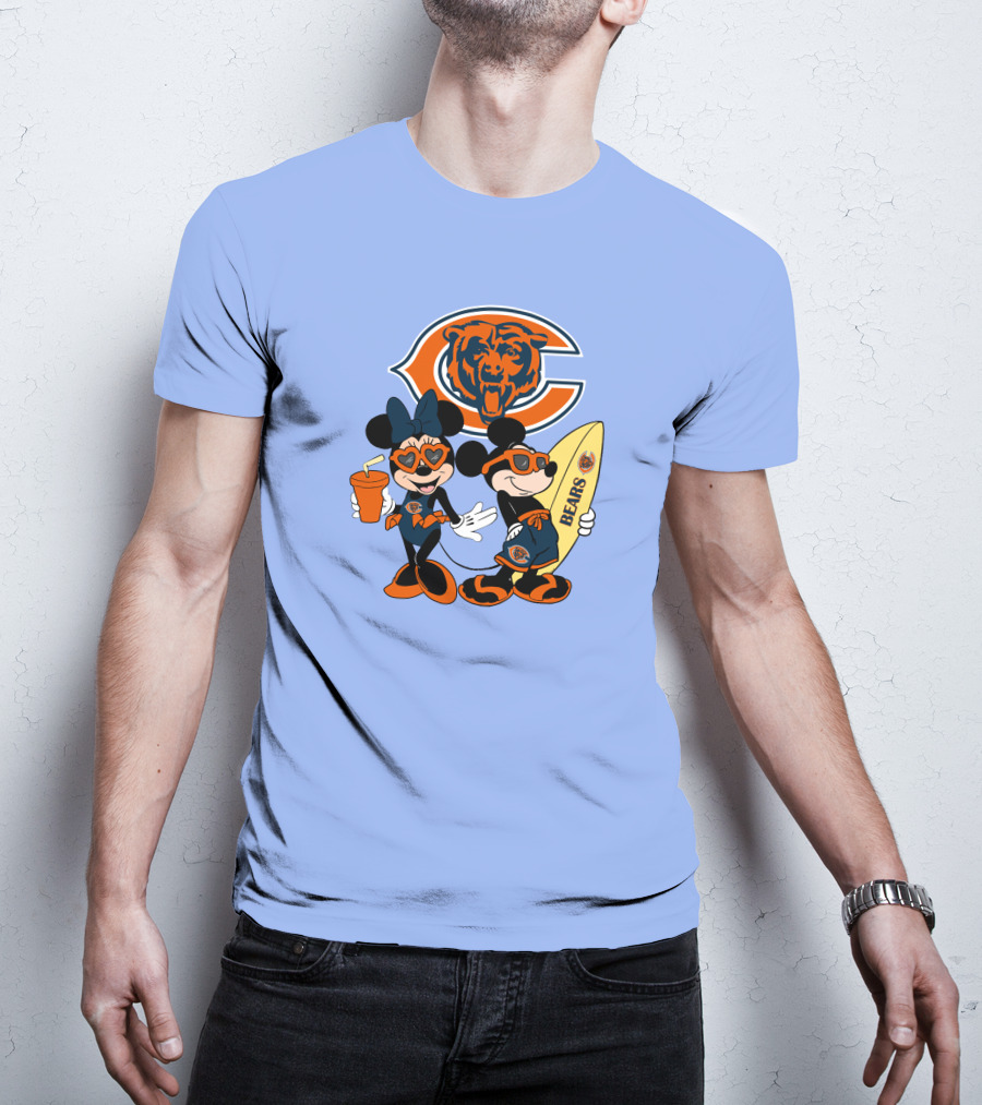 Bears Mickey Happy Vacation Chicago Football Theme Minnie And Mickey Beach Fun T-Shirt