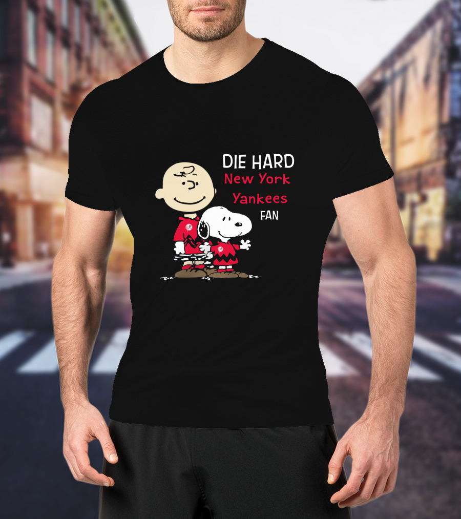 Die Hard New York Yankees Fan Snoopy Charlie Brown Peanuts T-Shirt