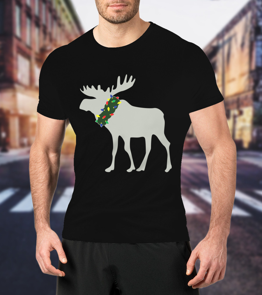 Moose With Festive Christmas Light Wreath T-Shirt