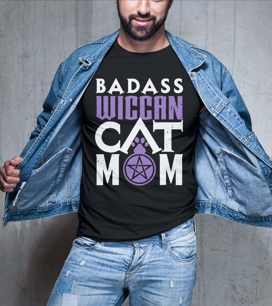 Badass Wiccan Cat Mom With Pentagram Paw Prints T-Shirt