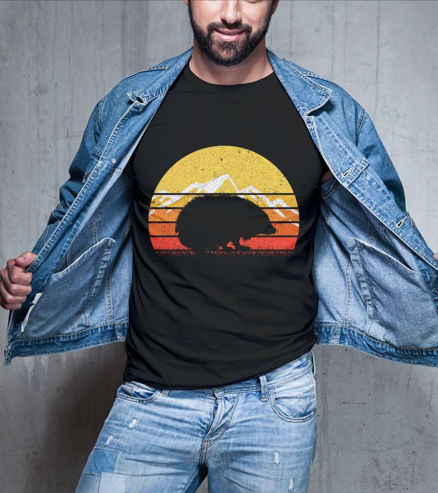 Retro Vintage Hedgehog Silhouette Against Sunset Mountain Stripe Circle T-Shirt