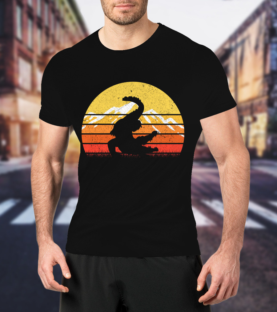 Retro Vintage Alligator Sunset Mountain T-Shirt