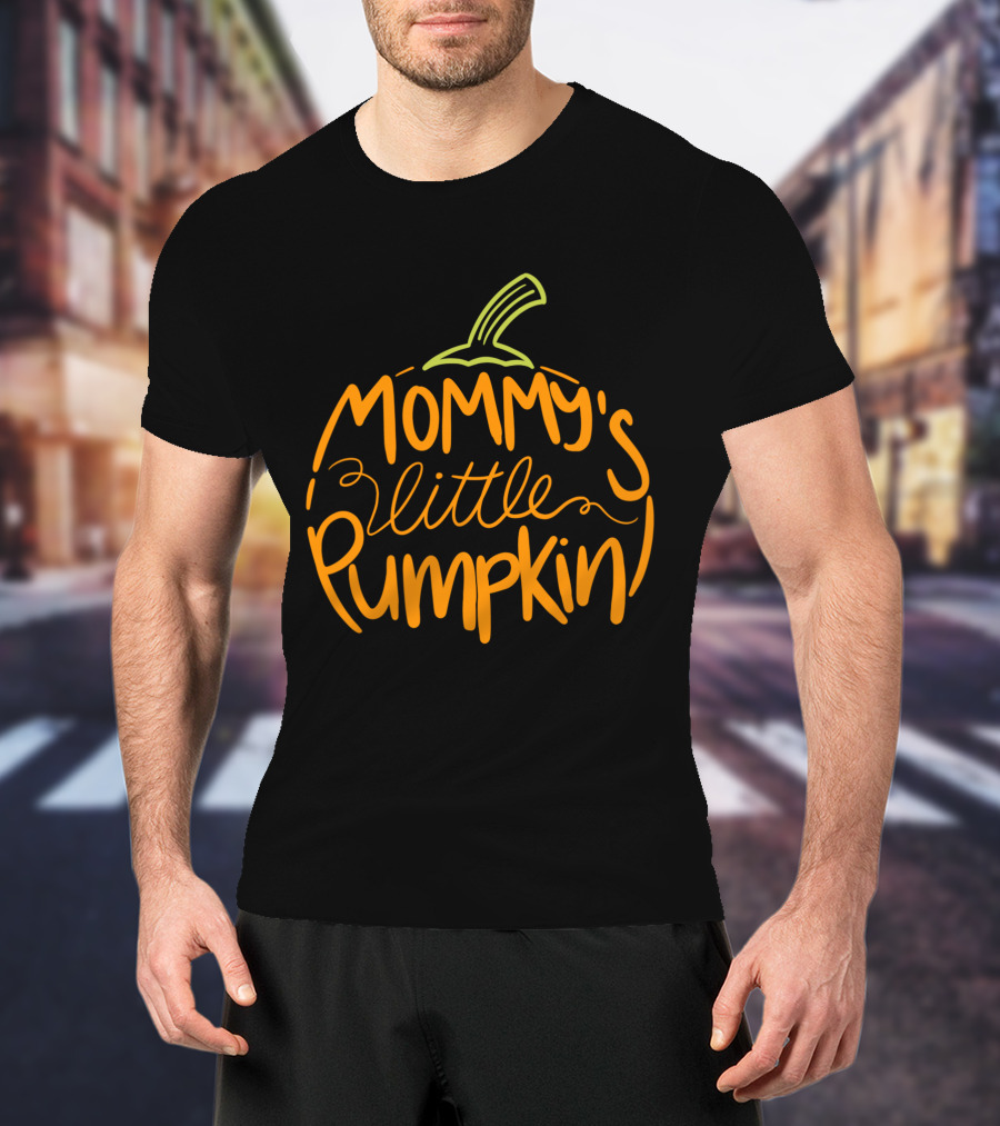 Mommy's Little Pumpkin Halloween Pregnancy Costumes T-Shirt