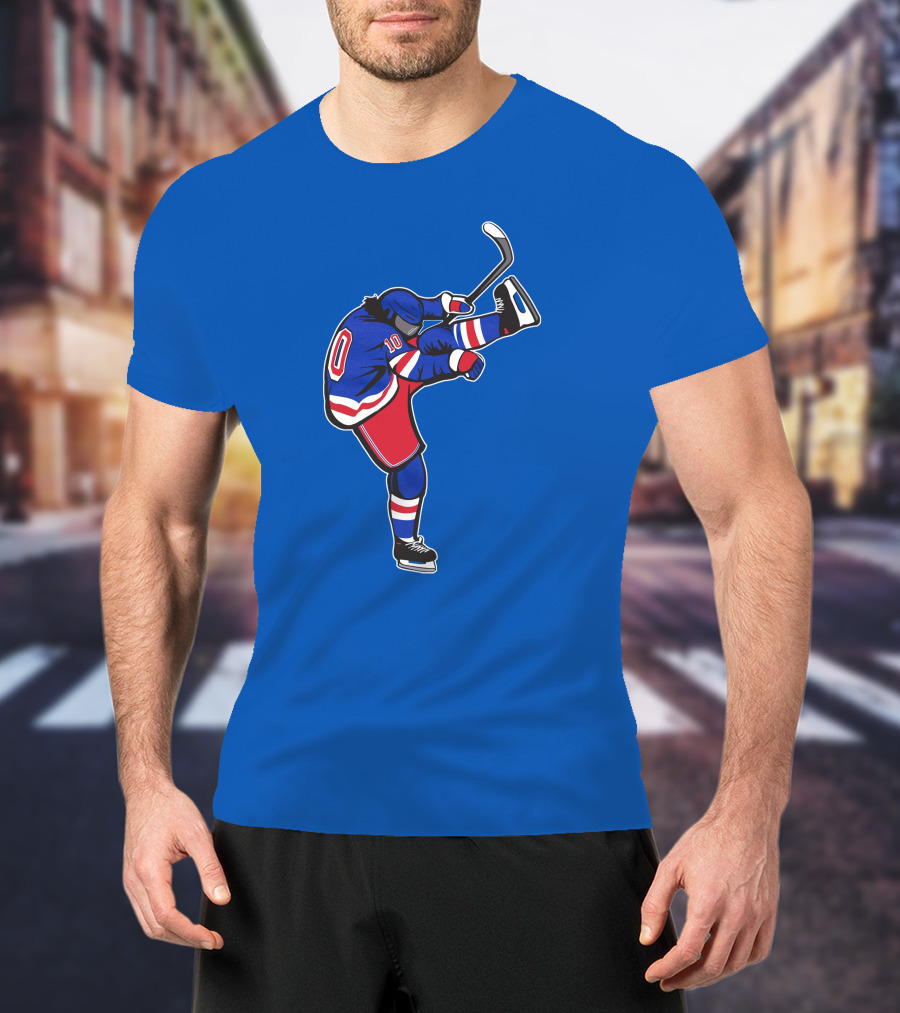 Xanh Bien Hockey Player Kicking Pose Blue Background T-Shirt
