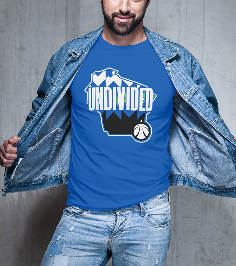 Pat Connaughton Undivided Milwaukee Basketball Map Blue T-Shirt