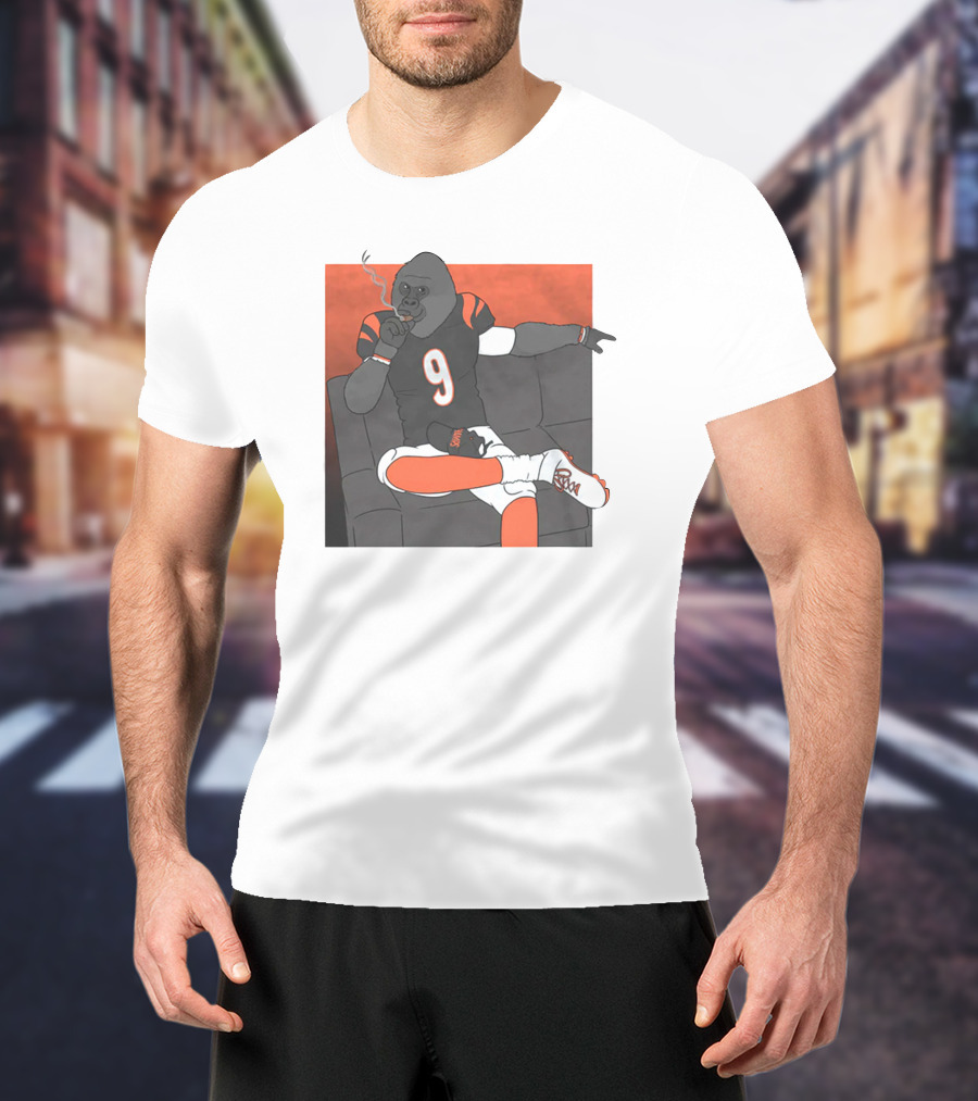 Hank Lockwood Harambe Cincinnati Football Smoker NFL Fan T-Shirt