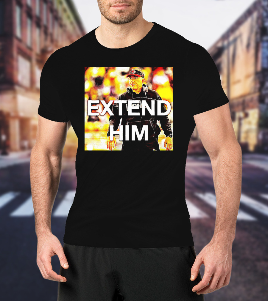 EXTEND HIM Coach With Headset And Red Cap T-Shirt