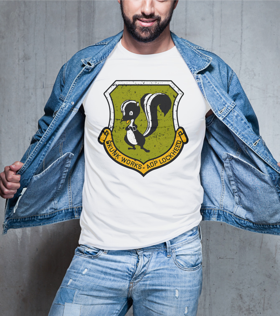Skunk Works ADP Lockheed Vintage Emblem Badge T-Shirt