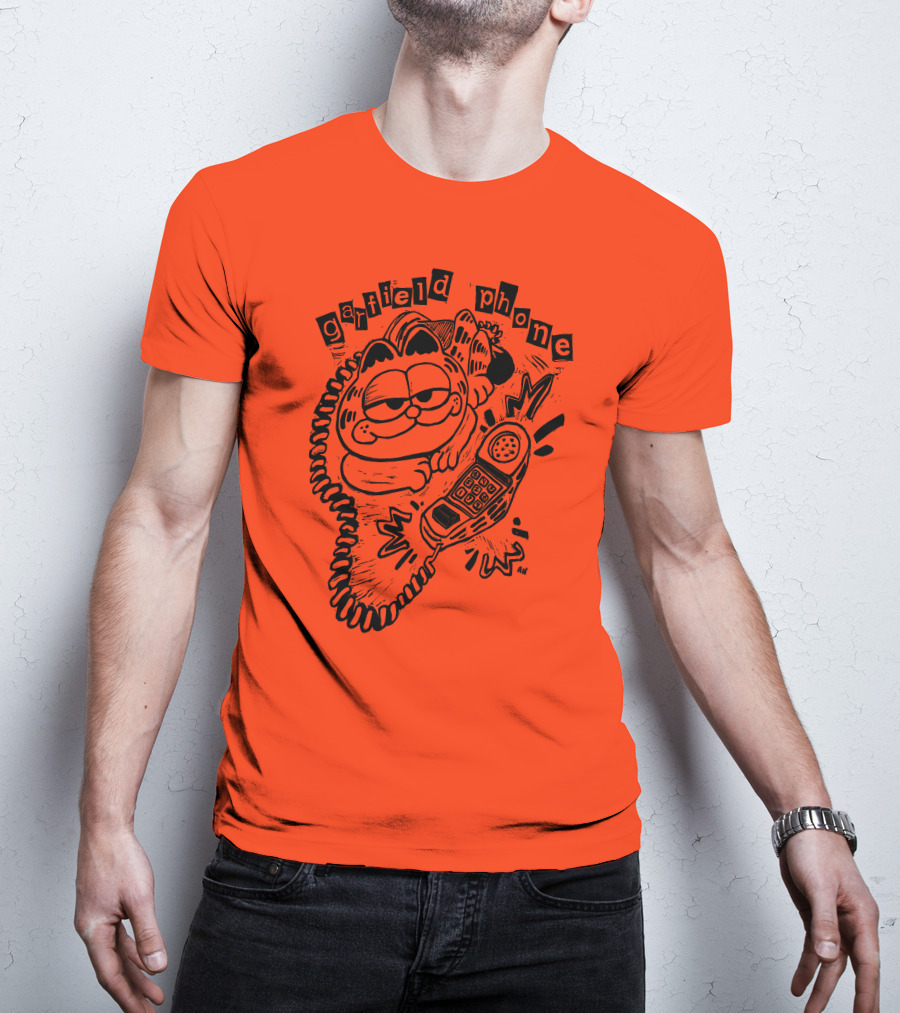 Craftsanity Shop Garfield Phone Relaxed Vintage Comic Vibe T-Shirt