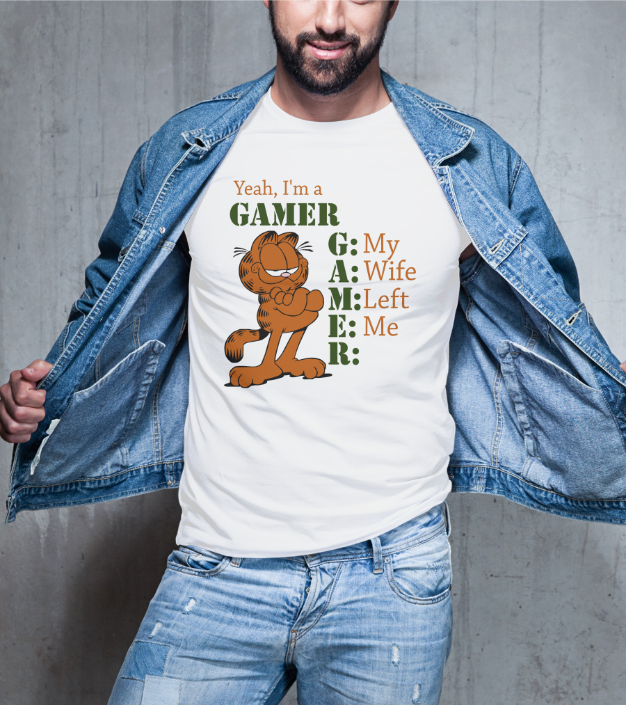 Yeah I'm A Gamer My Wife Left Me Garfield T-Shirt
