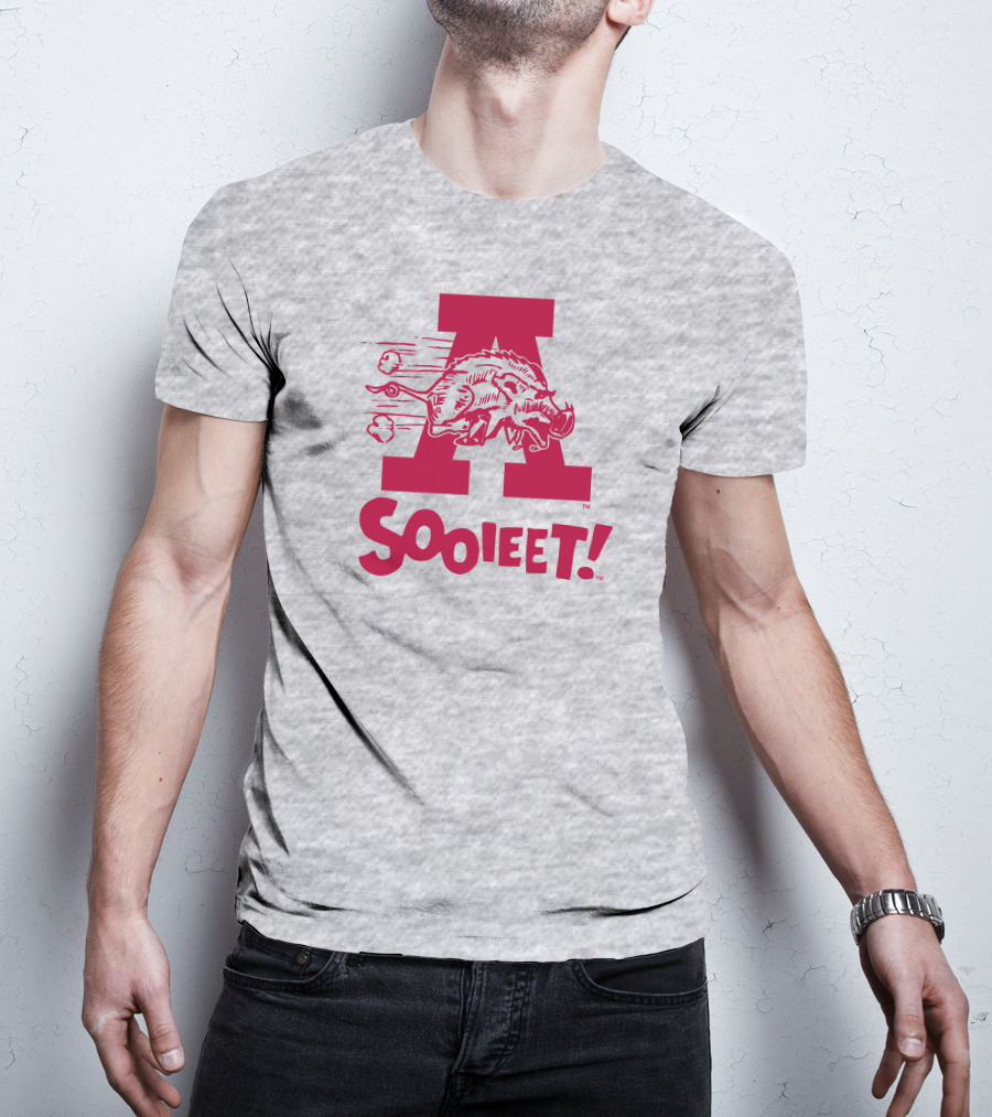 Eric Musselman Wearing Arkansas Razorbacks Logo Sooieet T-Shirt