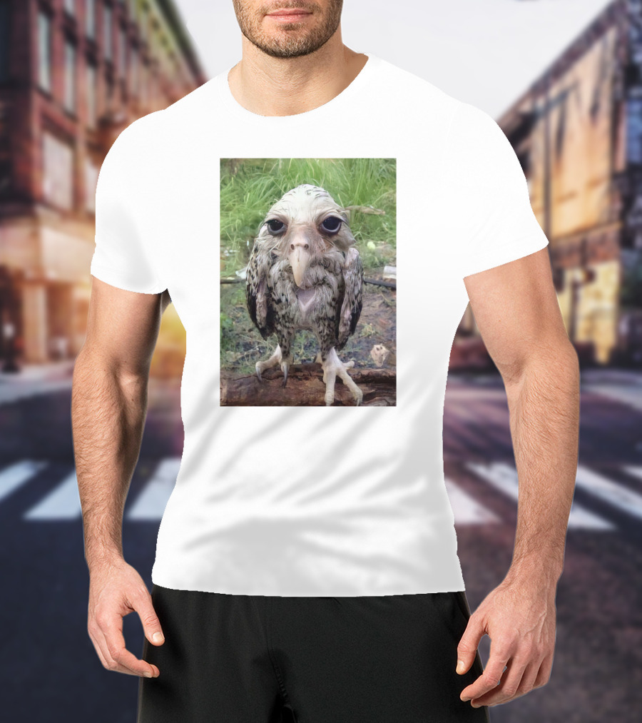 LAMONTS Unique Bird Creature With Big Eyes And Distinct Features T-Shirt