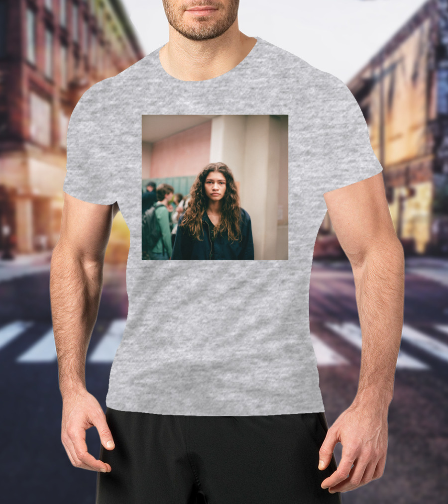 Labrinth Euphoria Season 2 Music Labrinth-Music Shop Rue Hallway Scene T-Shirt