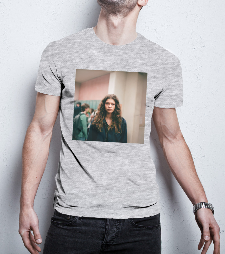 Labrinth Euphoria Season 2 Music Labrinth-Music Shop Rue Hallway Scene T-Shirt