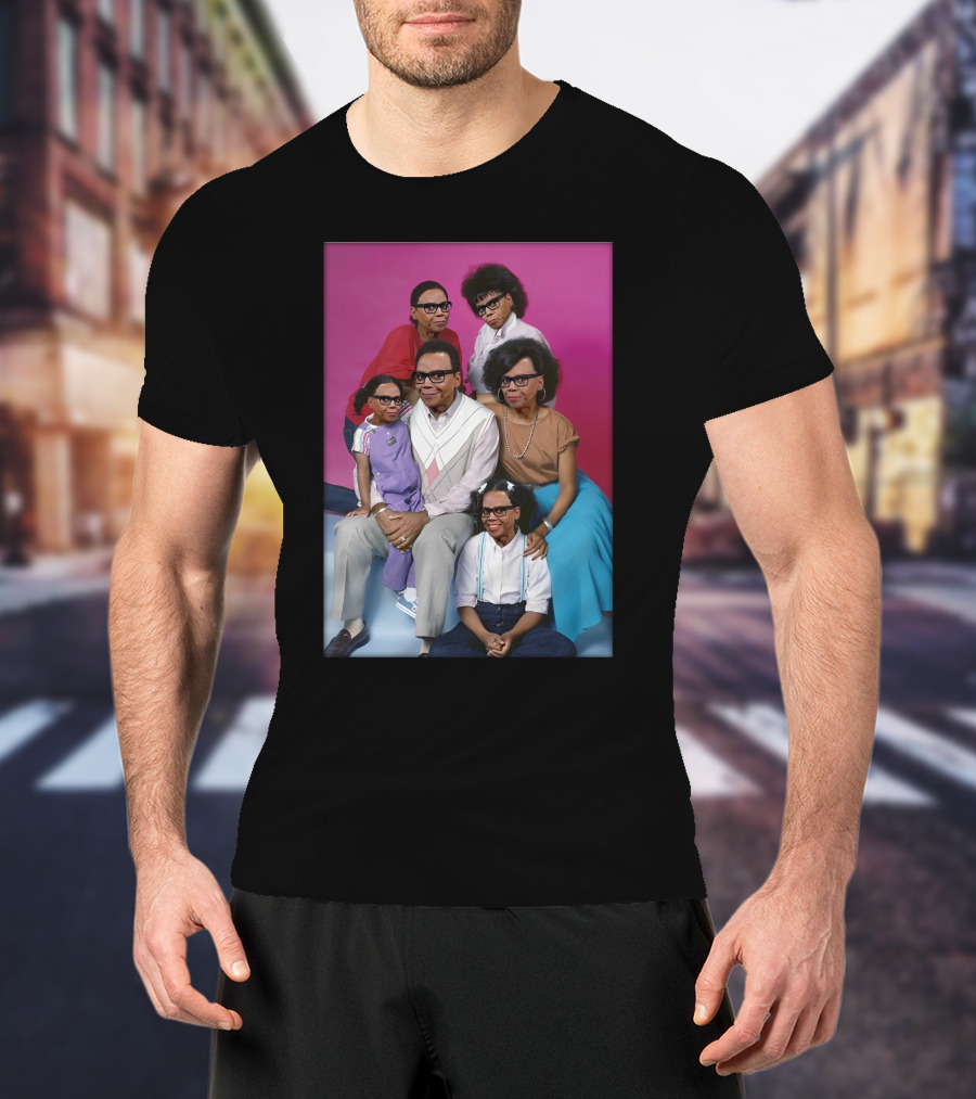 Mcdonkey Designs Keeping Up With The Ru's Family Portrait With Glasses On Pink Background T-Shirt