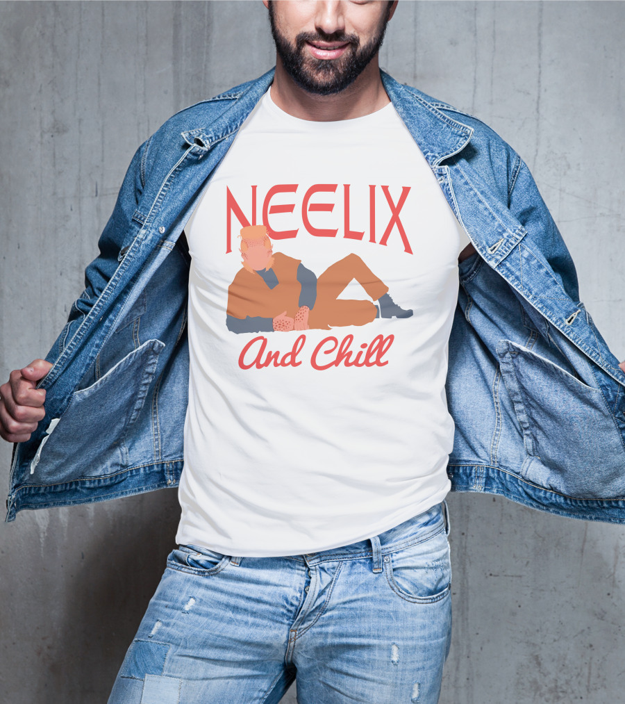 Neelix And Chill Star Trek Robert Picardo Mashup T-Shirt