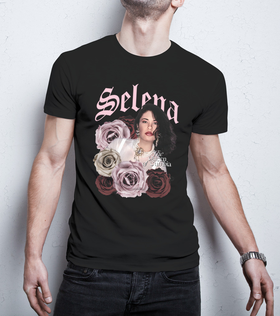 Selena The Queen Of Cumbia Surrounded By Floral Roses T-Shirt
