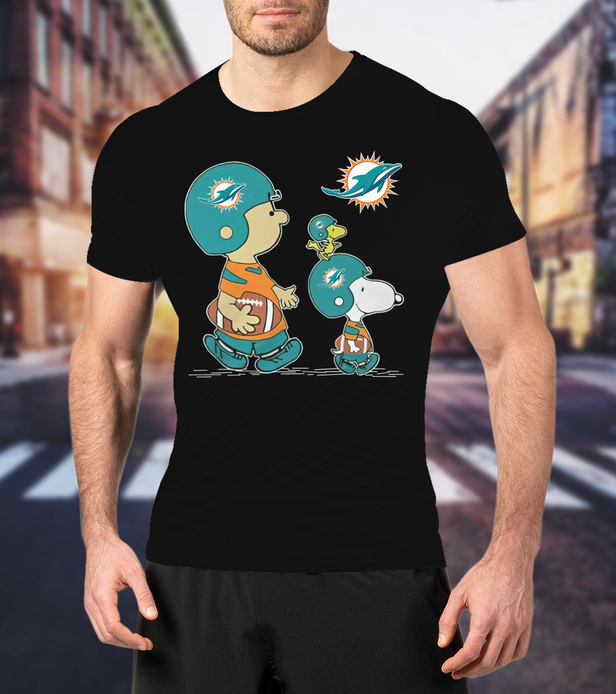 Snoopy Charlie Brown Miami Dolphins Football Helmets T-Shirt