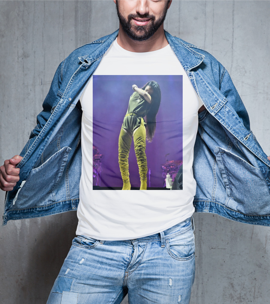 Rihanna Performing Live At Made In America Festival T-Shirt