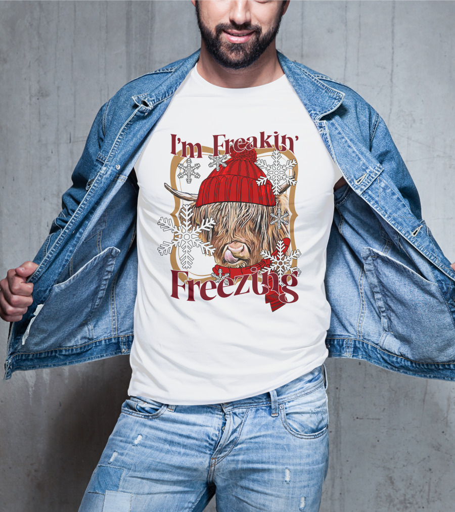 I'm Freakin' Freezing Highland Cow Snowflakes Winter T-Shirt