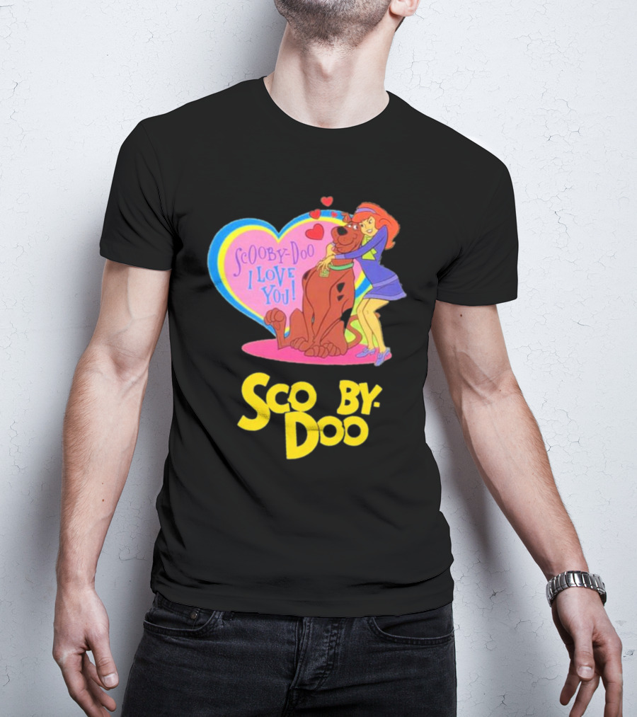 Scooby-Doo I Love You Heart And Hug With Daphne T-Shirt