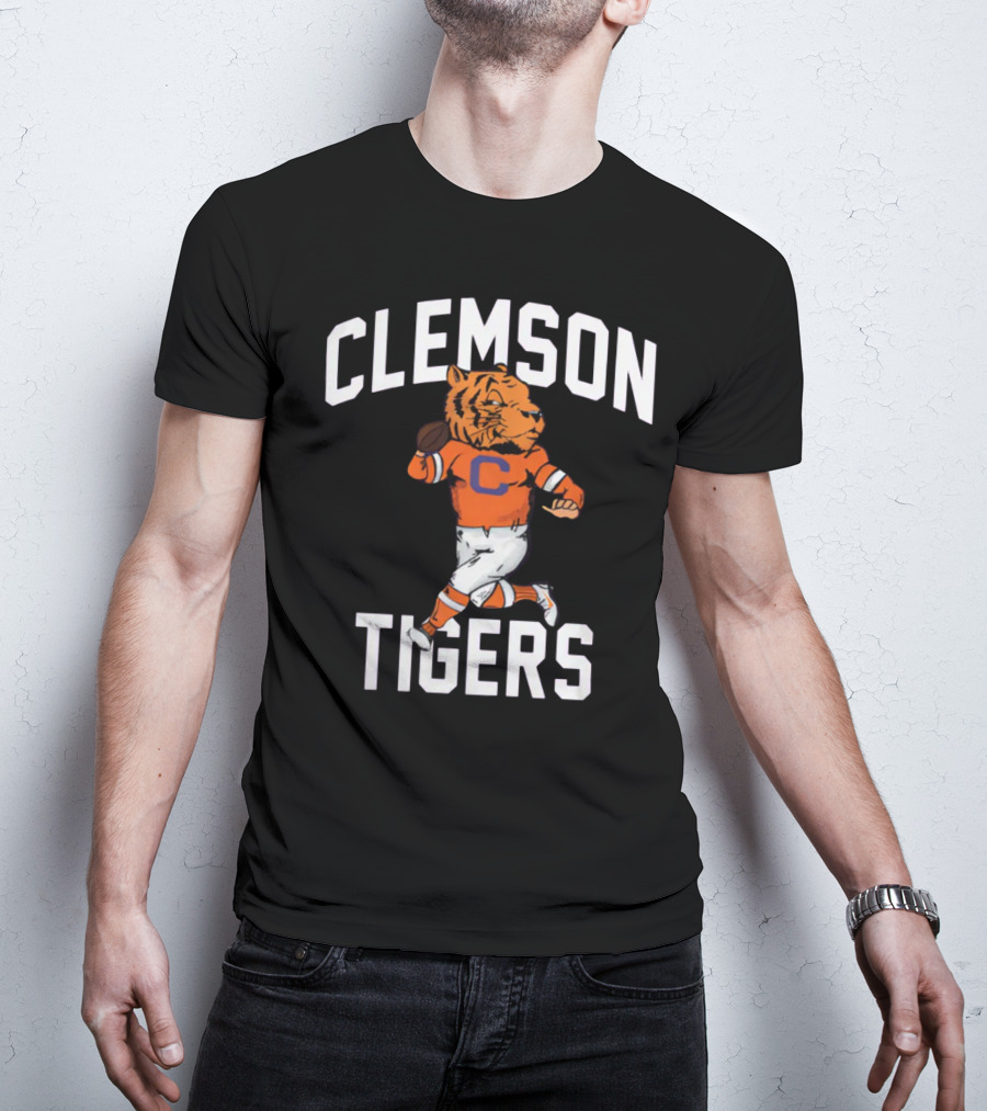 Clemson Tigers Vintage Style Retro Running Mascot T-Shirt