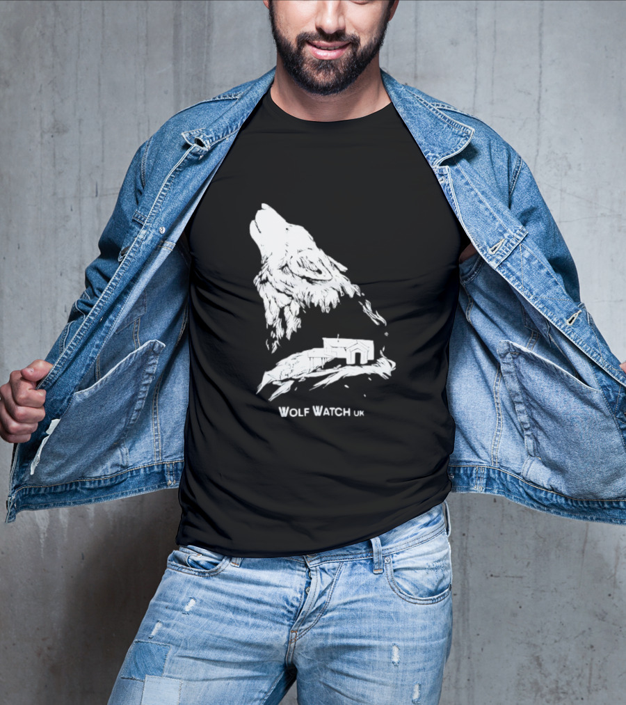 Wolf Watch UK Howling Wolf Nature Scene T-Shirt