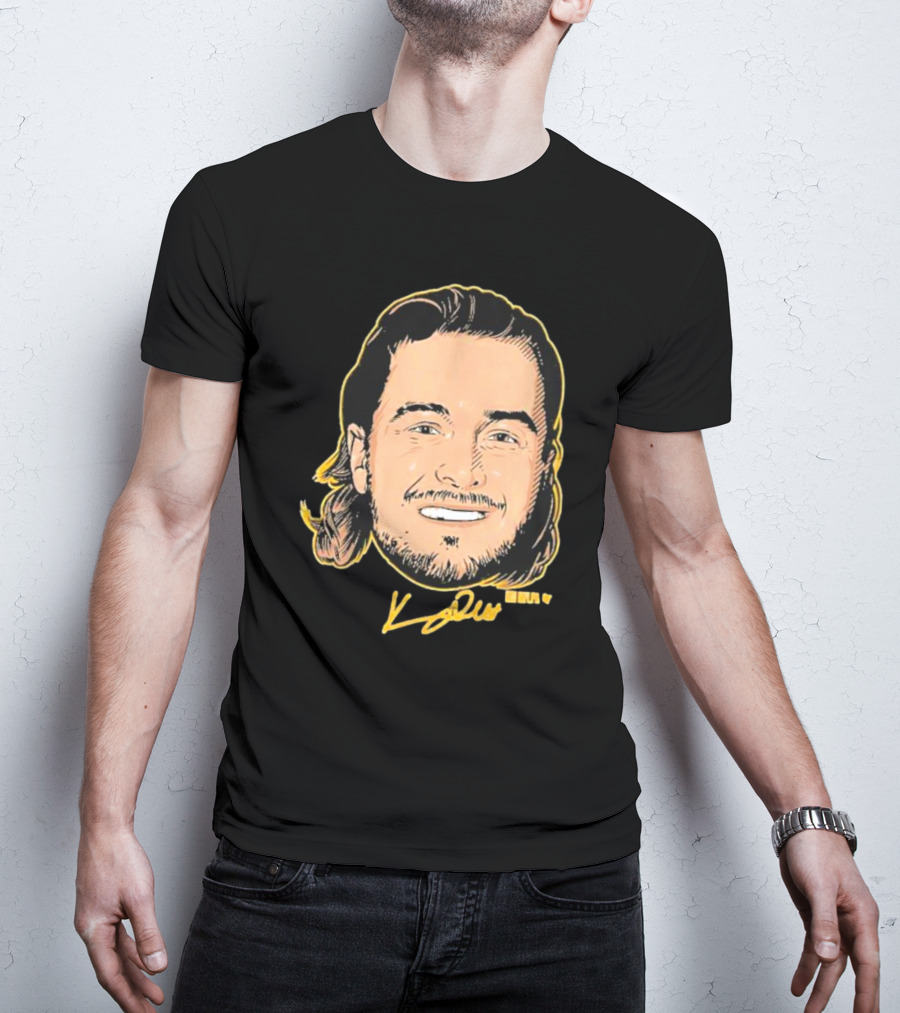 Kenny Pickett Swag Head Signature Présente T-Shirt