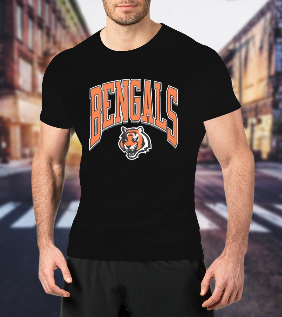 Cincinnati Bengals Roaring Tiger Emblem T-Shirt