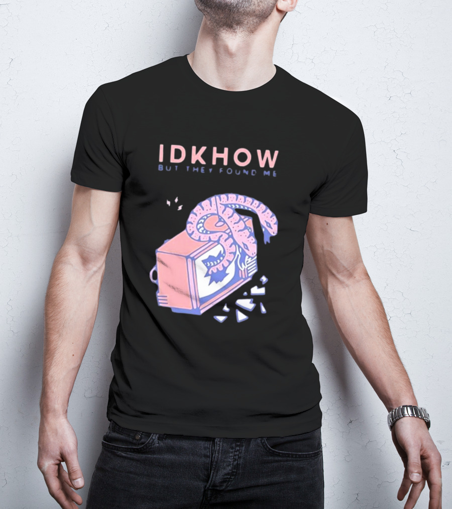 IDKhow But They Found Me Snake Crushed TV Pastel Pink Blue Image T-Shirt
