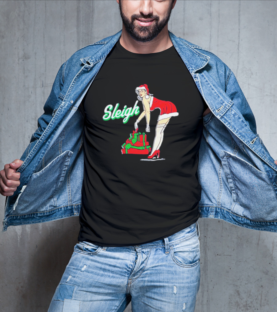 Vintage Santa Sleigh With Pin-Up Style Christmas Presents T-Shirt